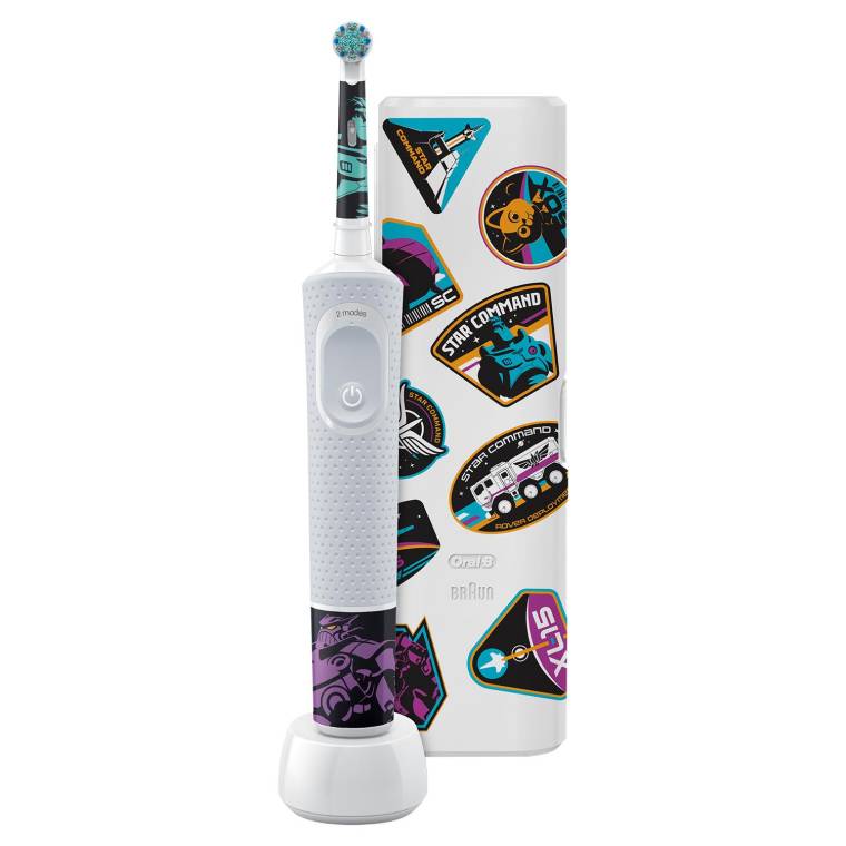 Oral-B D100 Vitality Lightyear Özel Seri Çocuklar İçin Ekstra Yumuşak Şarj Edilebilir Diş Fırçası + Seyahat Kabı