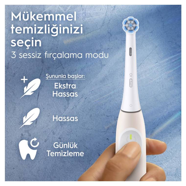 Oral-B iO2 Pembe Şarjlı/Elektrikli Diş Fırçası, 1 Fırça Başlığı, Tek Şarjda 4 Haftaya Varan Kullanım