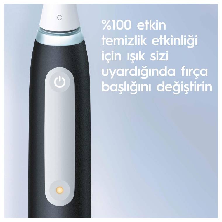 Oral-B iO3 Siyah Şarjlı/Elektrikli Diş Fırçası, 1 Fırça Başlığı, Uzun Ömürlü Pil