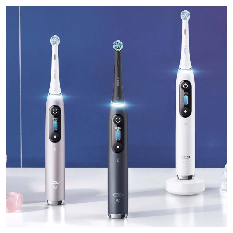 Oral-B iO 9 Şarjlı Diş Fırçası - Siyah